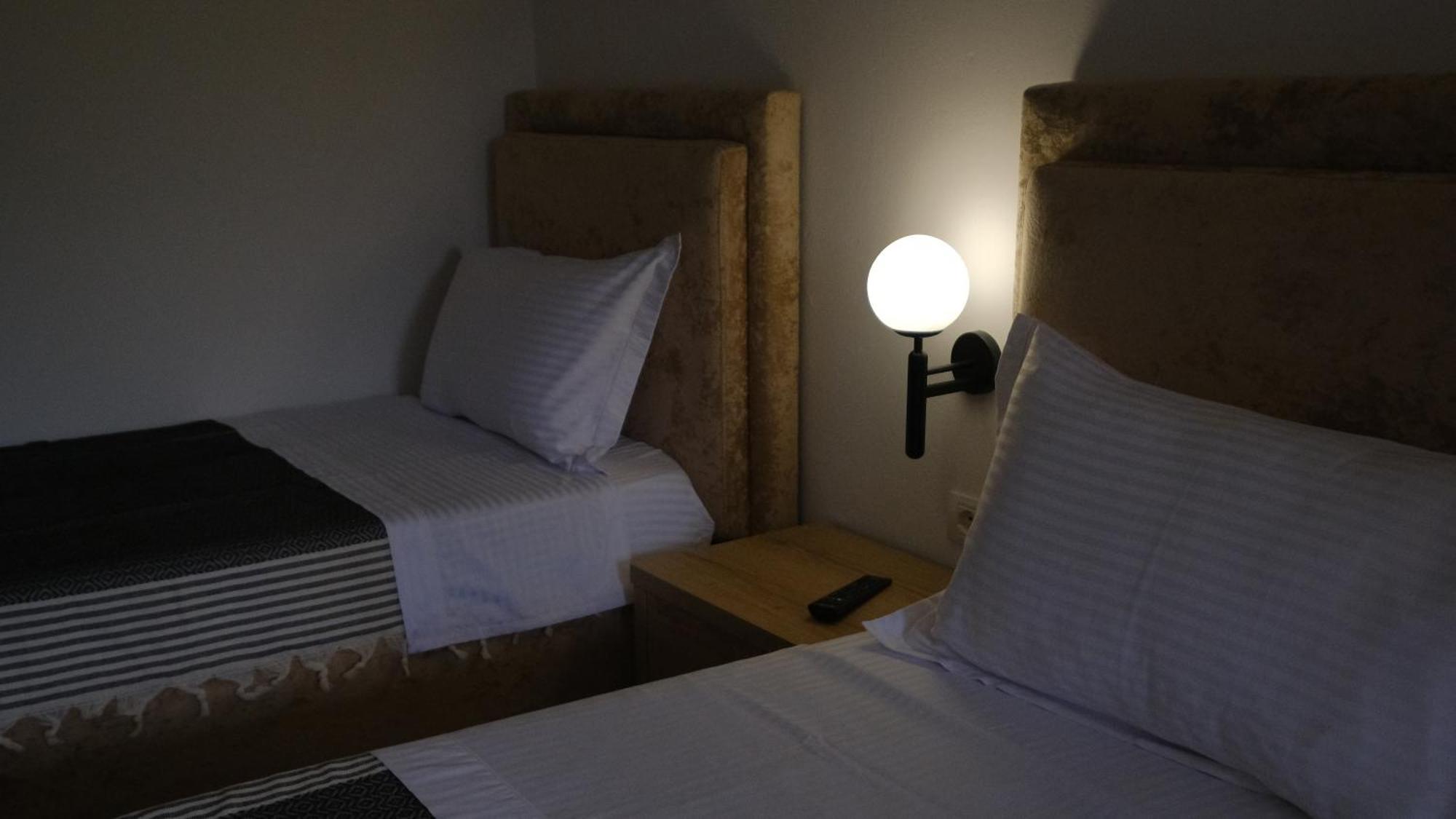 Salillari Guest House 베라트 외부 사진