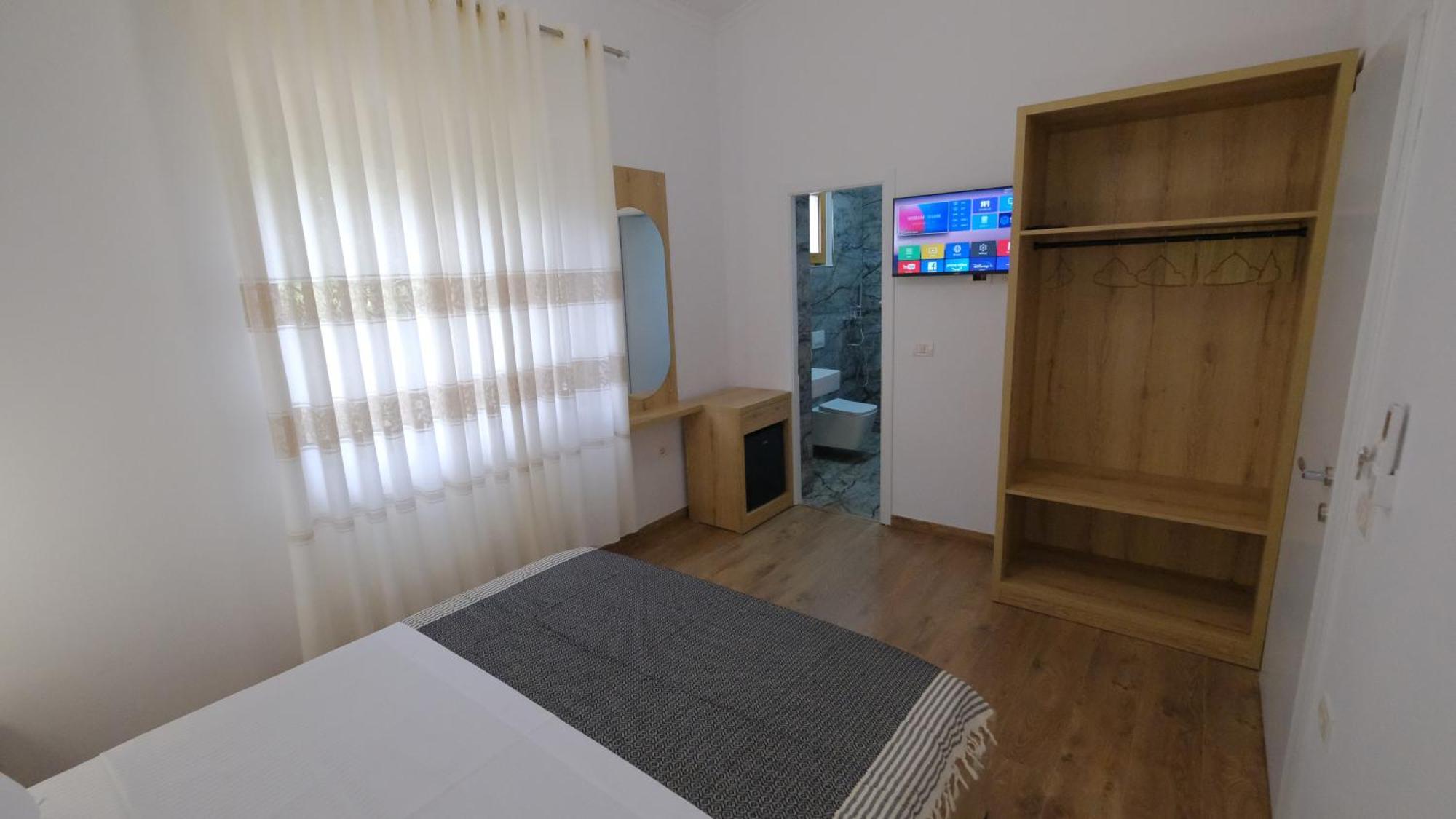 Salillari Guest House 베라트 외부 사진