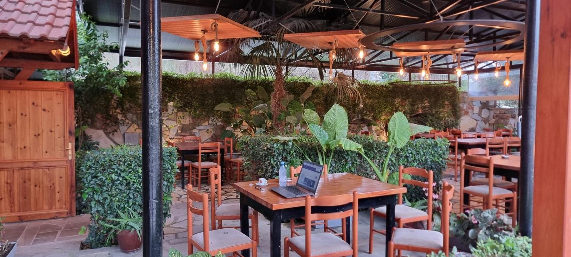 Salillari Guest House 베라트 외부 사진